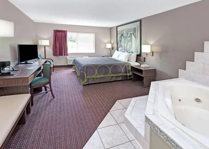 Super 8 By Wyndham Chicago O'hare Airport Elk Grove Village