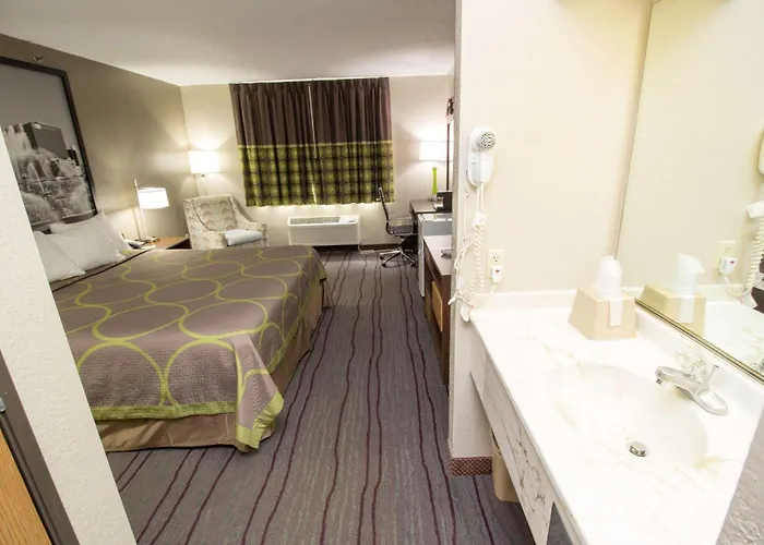 Super 8 By Wyndham Chicago O'hare Airport