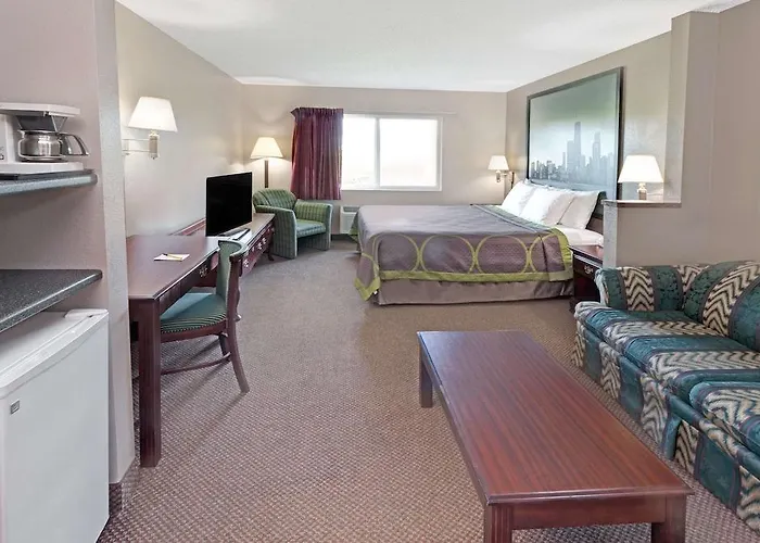Super 8 By Wyndham Chicago O'hare Airport Hotel