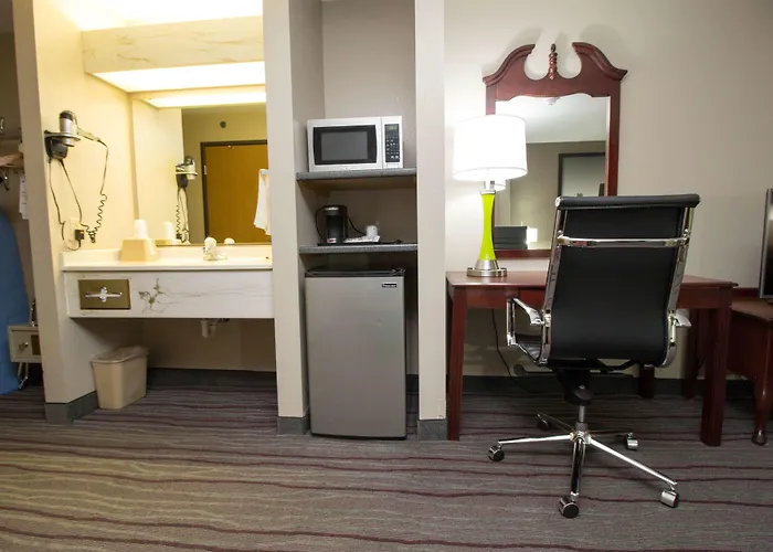 Super 8 By Wyndham Chicago O'hare Airport Hotel