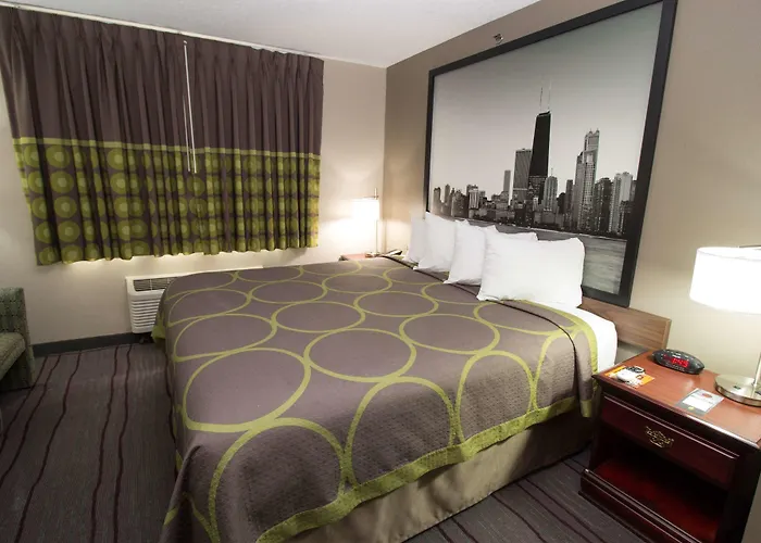 Super 8 By Wyndham Chicago O'hare Airport 2*